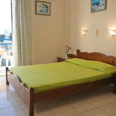 Guest house Mina's In Naxos Island