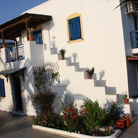 Guest house Mina's In Naxos Island Agios Prokopios (Naxos)