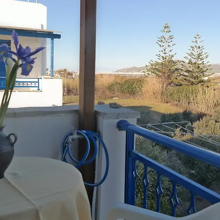 Guest house Mina's In Naxos Island