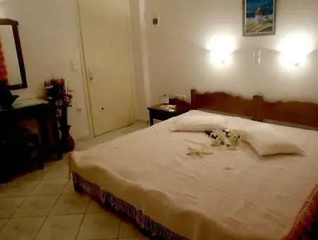 Mina's In Naxos Island Agios Prokopios (Naxos)