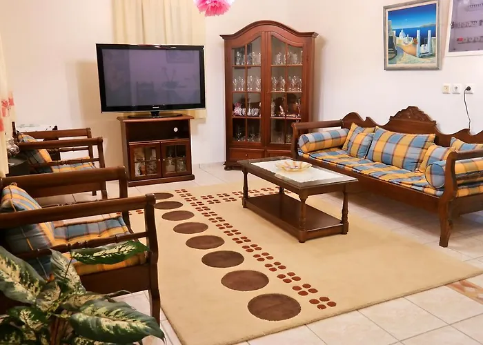 Konukevi Mina's In Naxos Island