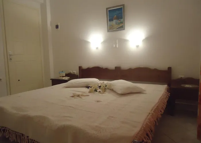 بيت ضيافة Mina's In Naxos Island